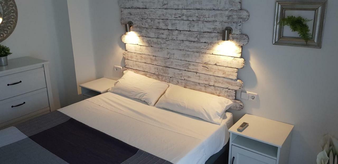Domus Valencia Apartamentos Centro Frente A Torres De Serrano Εξωτερικό φωτογραφία