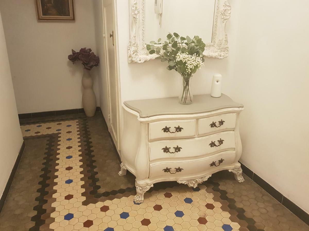 Domus Valencia Apartamentos Centro Frente A Torres De Serrano Εξωτερικό φωτογραφία