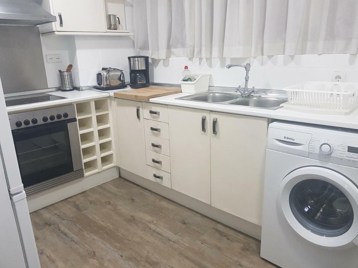 Domus Valencia Apartamentos Centro Frente A Torres De Serrano Εξωτερικό φωτογραφία